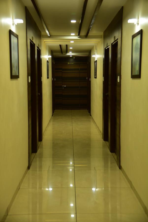 Hotel Ahmedabad Inn 외부 사진